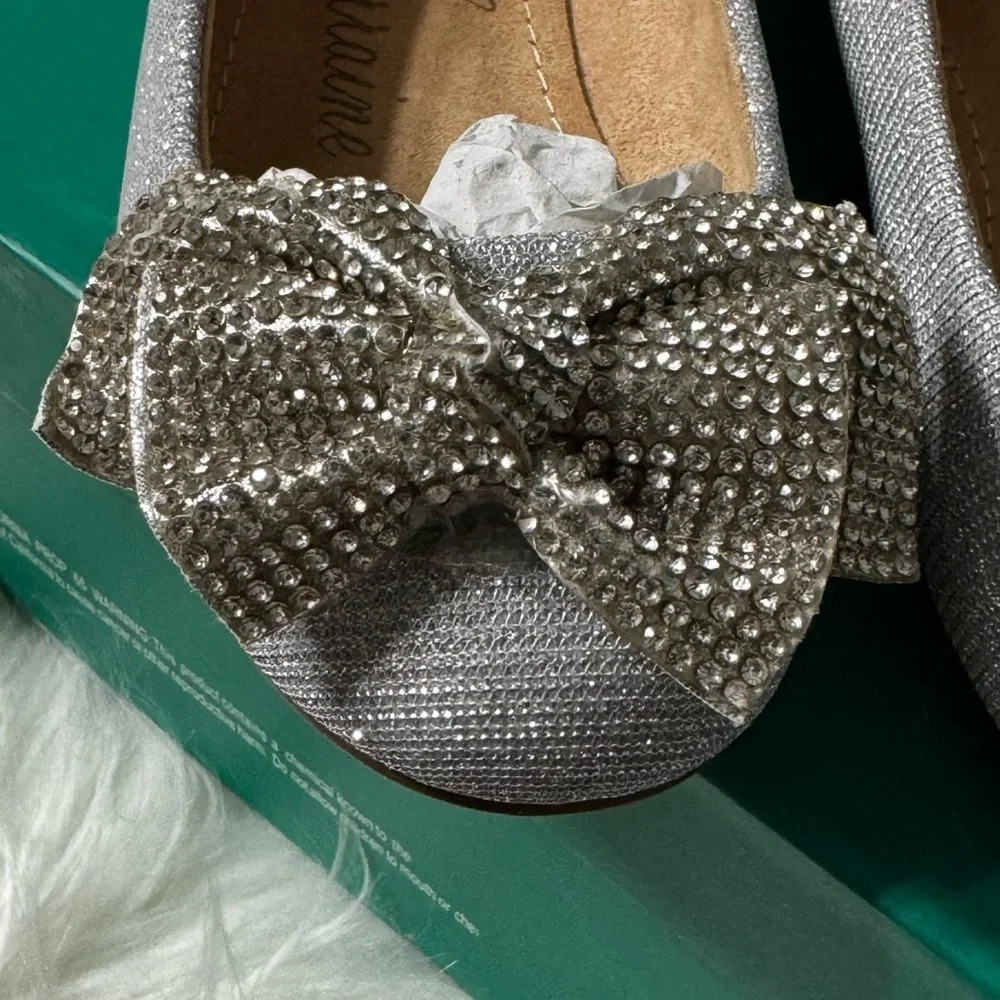 Lauren Lorraine add sparkle